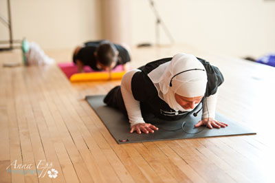 A super-sized one-hour class by YogaFit instructor Jessica Keats (pictured above) raised over $7,400 for arthritis research.  Photo Credit: Anna Epp photo graphy