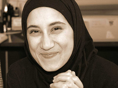 Aisha Sherazi: A Convert Mother in Ottawa
