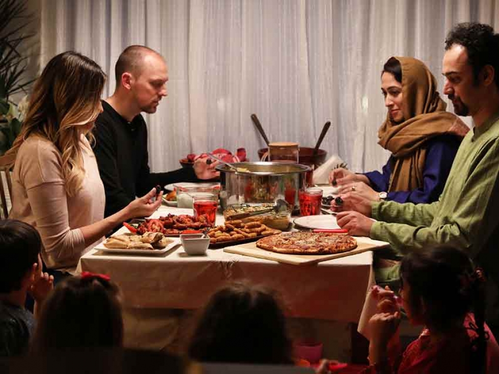 To help spread cultural awareness, Zabiha Halal, a Canadian halal food brand, brought two families together for a Sunday night dinner - the Siddiqui’s, a Muslim family, and the Maleganovski Gonzalez’s, a non-Muslim family.