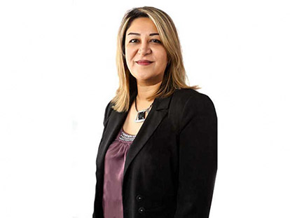 Iranian-Canadian Chiropractor Dr. Maryam Hassanzadeh