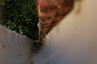 Summer Gutter Maintenance Guide for Toronto Homeowners