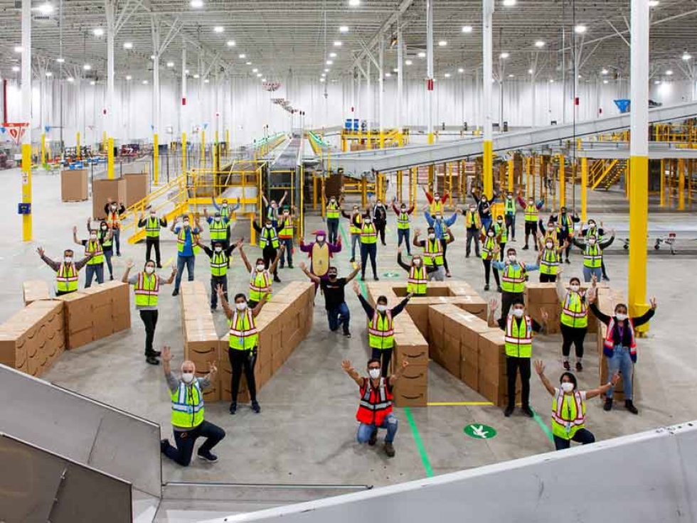 Amazon employees celebrate inclusive culture and opening of new facility in Langley, British Columbia